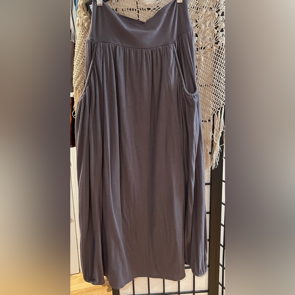 Garnet Hill Charcoal Maxi Skirt with Side Pockets